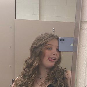 Meet your Posher, Savannah